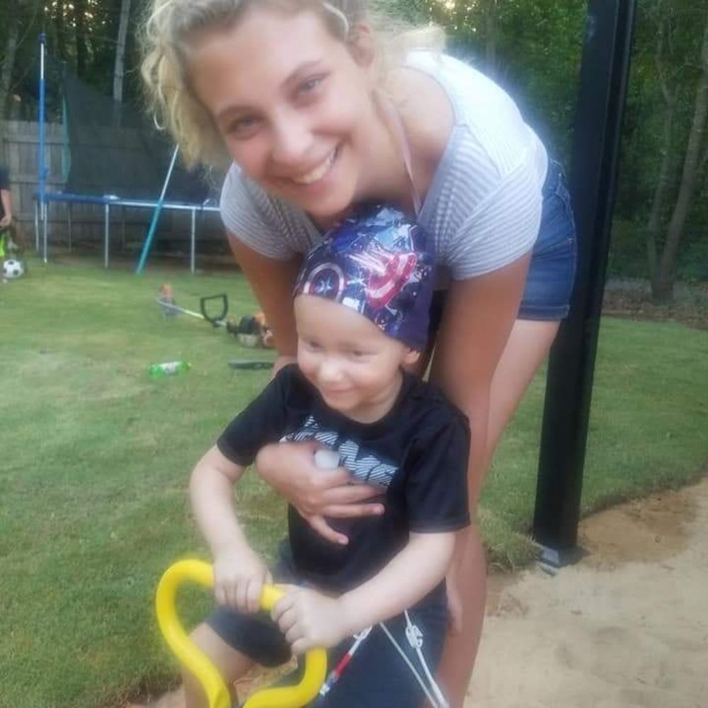 Meet your Posher, Julie